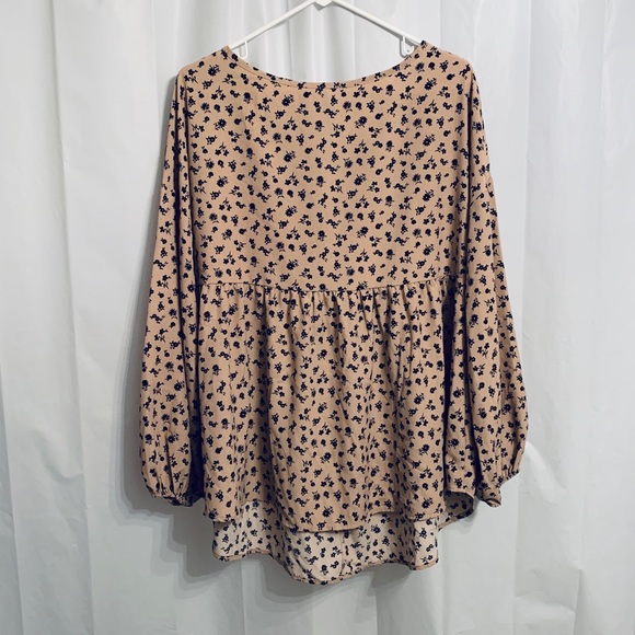 white birch Tops - White Birch Women’s Large Top